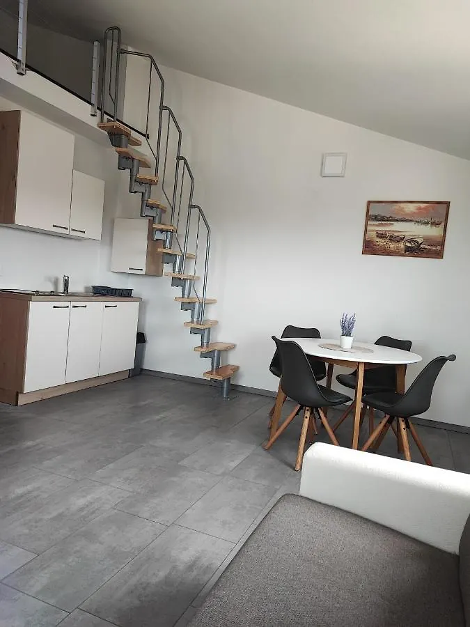 Villa Maya Liznjan Apartment