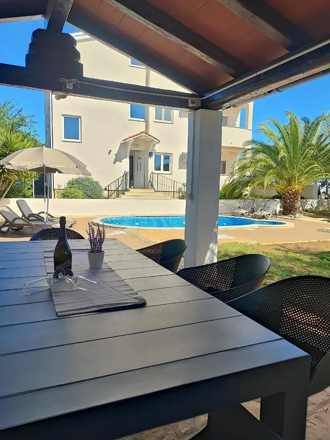 Villa Maya Liznjan Apartment