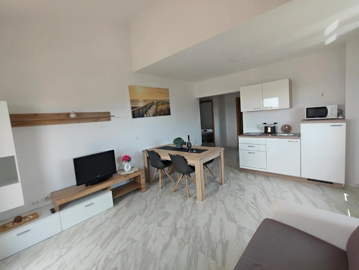 Apartment Villa Maya Liznjan