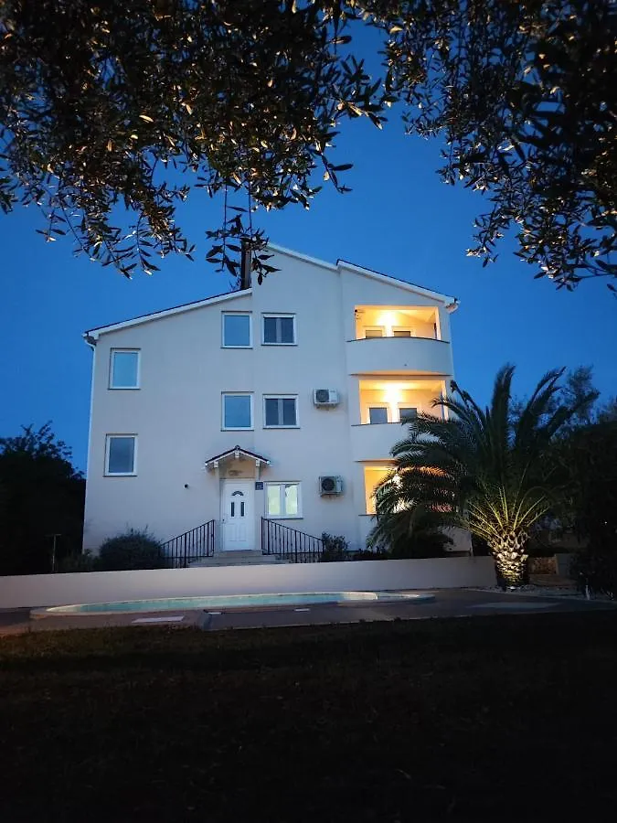Apartment Villa Maya Liznjan Croatia